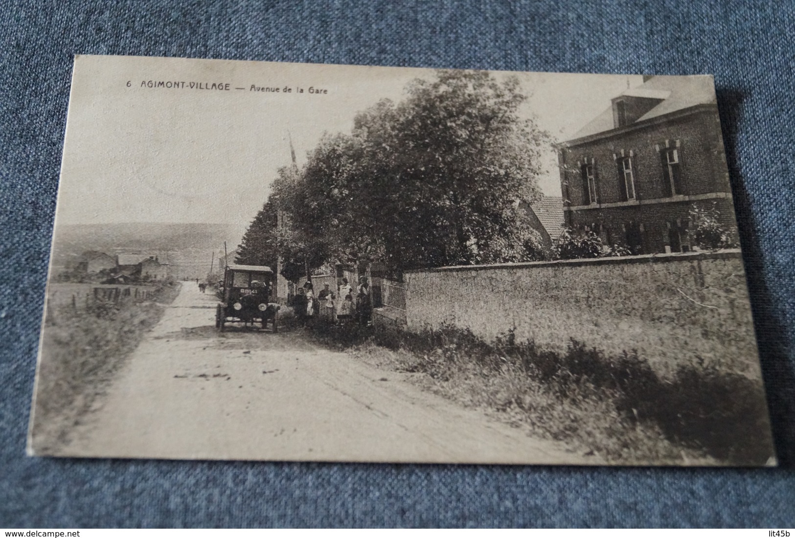 Agimont Village , 1926 ,avenue De La Gare,RARE Très Belle Carte Pour Collection - Hastière