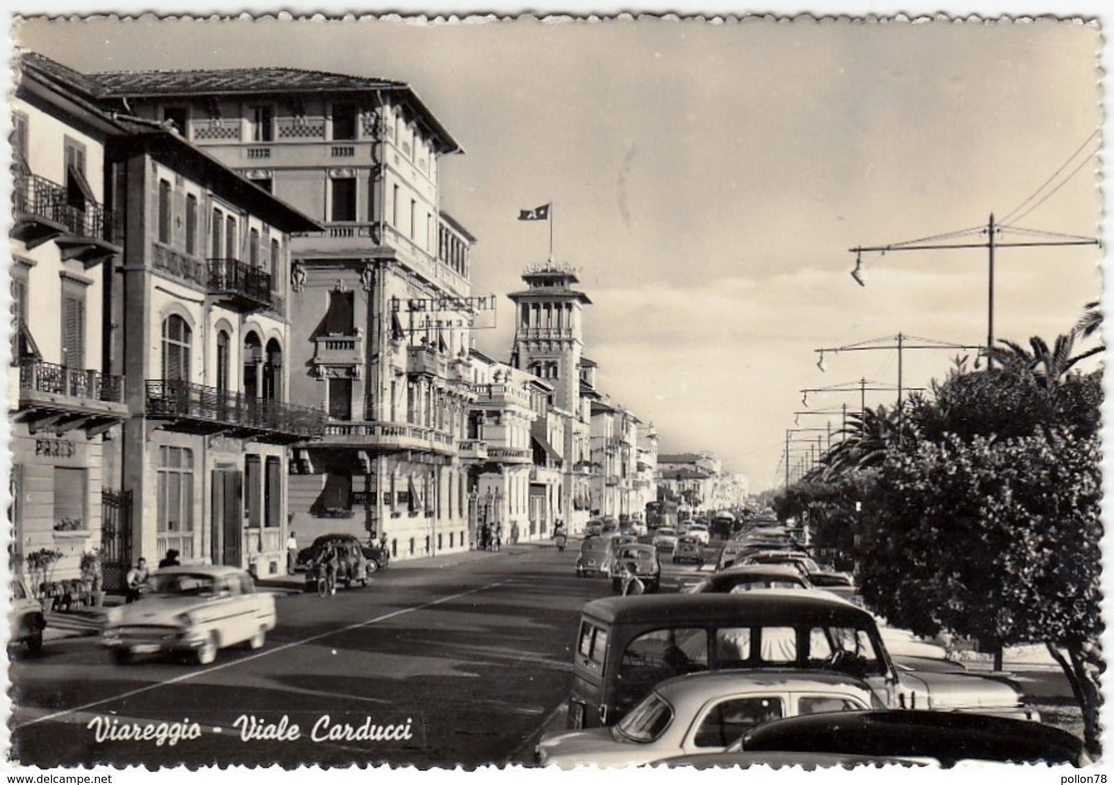 VIAREGGIO - VIALE CARDUCCI - 1960 - Viareggio