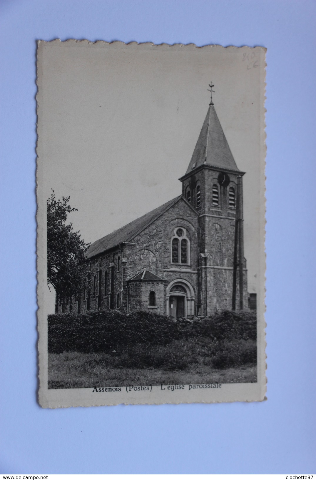 A 352 - Assenois (poste) L'église Paroissiale - Leglise