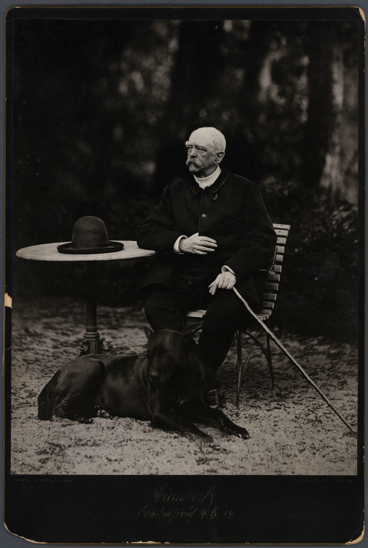 Deutsches Reich - Besonderheiten: 1894. Black-and-white Photograph "BISMARCK, Sitting, With Dog". Si - Andere & Zonder Classificatie