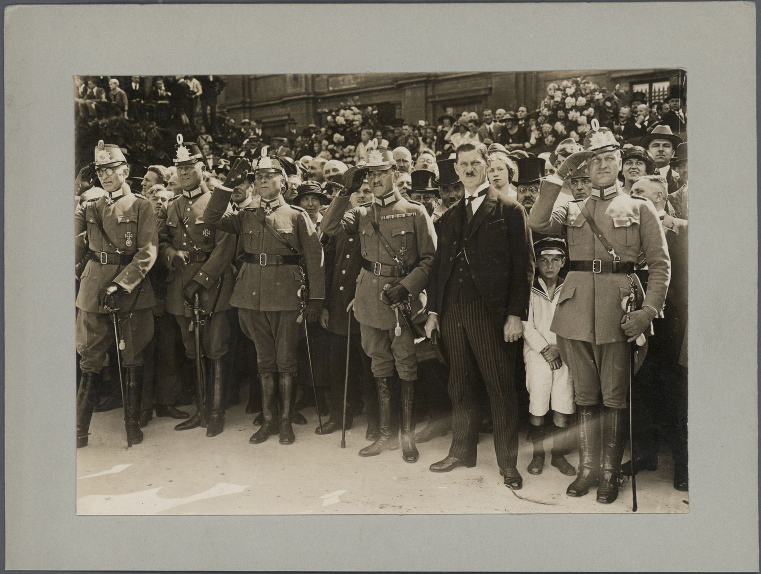 Deutsches Reich - Besonderheiten: 1930s. Lot Of 3 Black-and-white Photographs (Military) Included HE - Andere & Zonder Classificatie