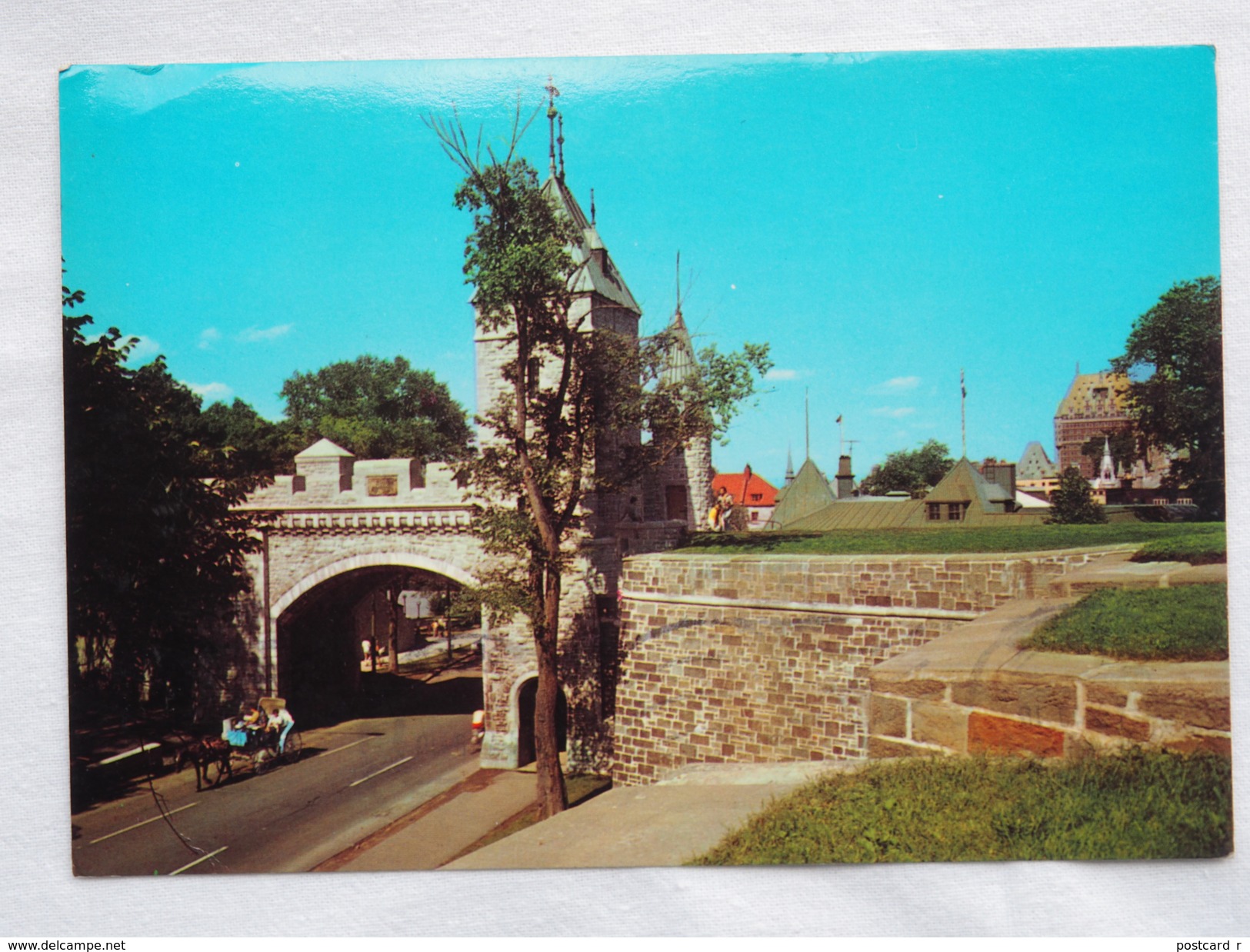 Canada Quebec La Porte Saint Louis Stamp 1979  A 150 - Québec – Les Portes