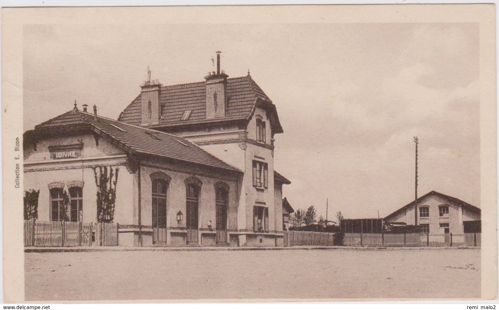 CARTE POSTALE  Gare De LOIVRE 51 - Autres & Non Classés