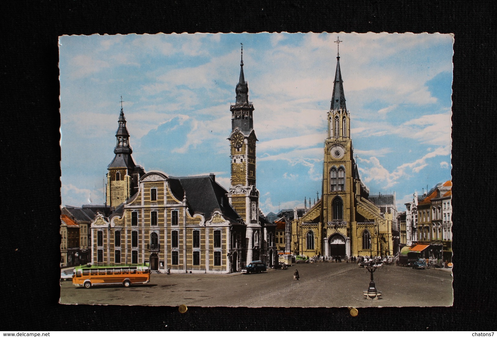 AP4 -187 - Saint-Trond - Sint Truiden - Grand Place - Grote Markt - Pas Circulé - Sint-Truiden