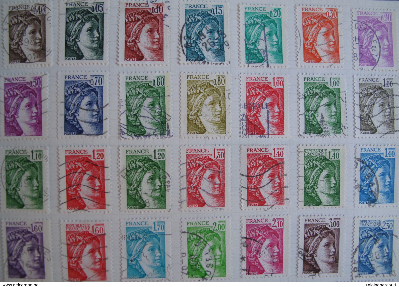 LOT VL4380/11 - 1959/2000 - Plus de 1750 timbres neufs* et oblitérés dans un ALBUM (mini-charnières) - FORTE COTE +++