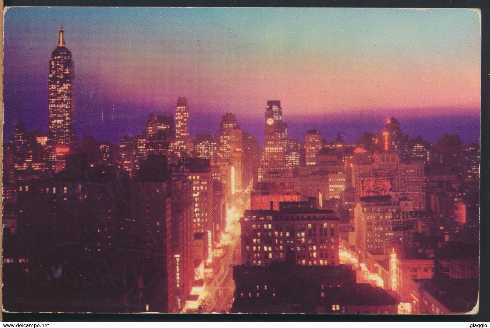 °°° 7797 - NY - NEW YORK - BROADWAY AND 7th AVENUE LOOKING TOWARD TIMES SQUARE - 1953 °°° - Time Square