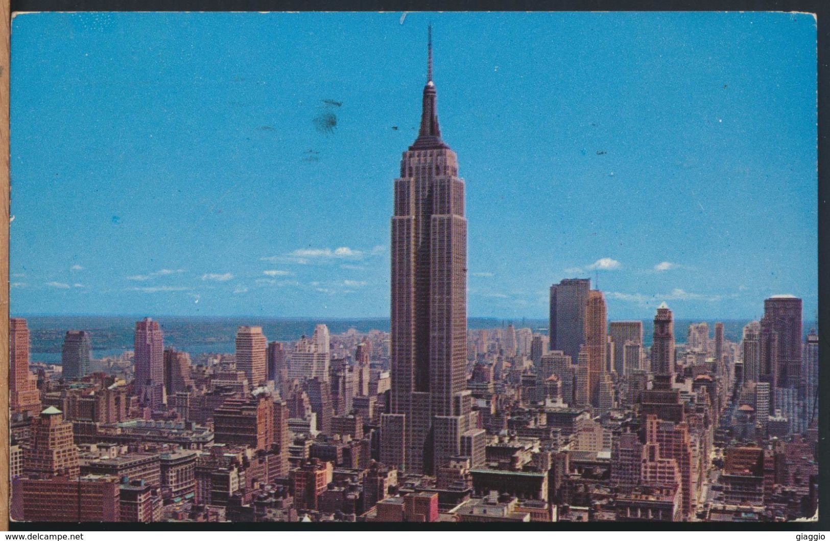 °°° 7829 - NY - NEW YORK - UPTOWN SKYLINE SHOWING EMPIRE STATE BUILDING - 1955 With Stamps °°° - Empire State Building