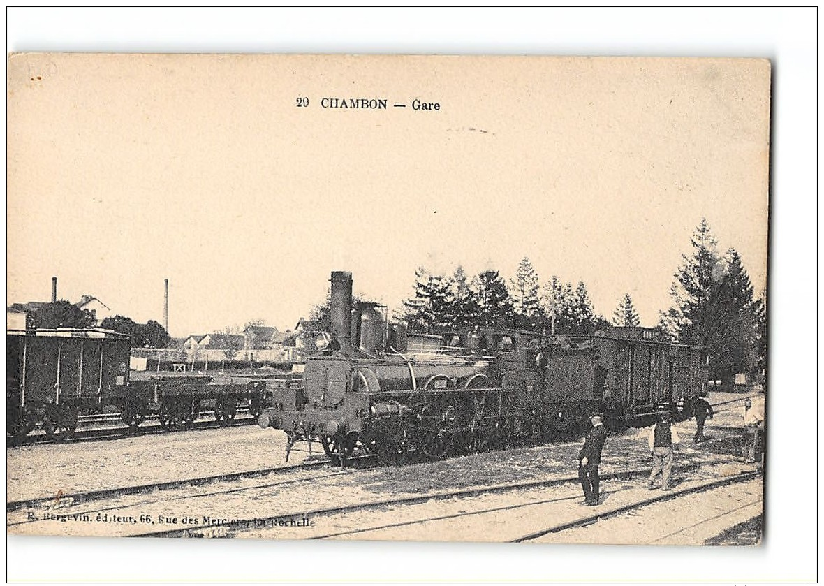CPA 17 Chambon La Gare Et Le Train - Autres & Non Classés