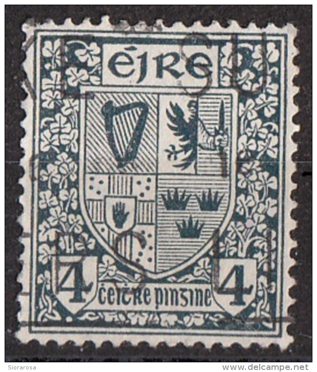 112 Irlanda 1940 Coat Of Arms Used (mm 18x22) - Usati