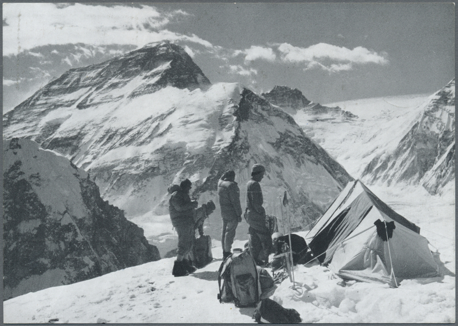 Br Thematik: Bergsteigen / Mountaineering: 1960/1968. Lot Von 4 Versch. Foto-Ak "Dhaulagiri 8222 M", "Pumo RI 7145 M", " - Climbing