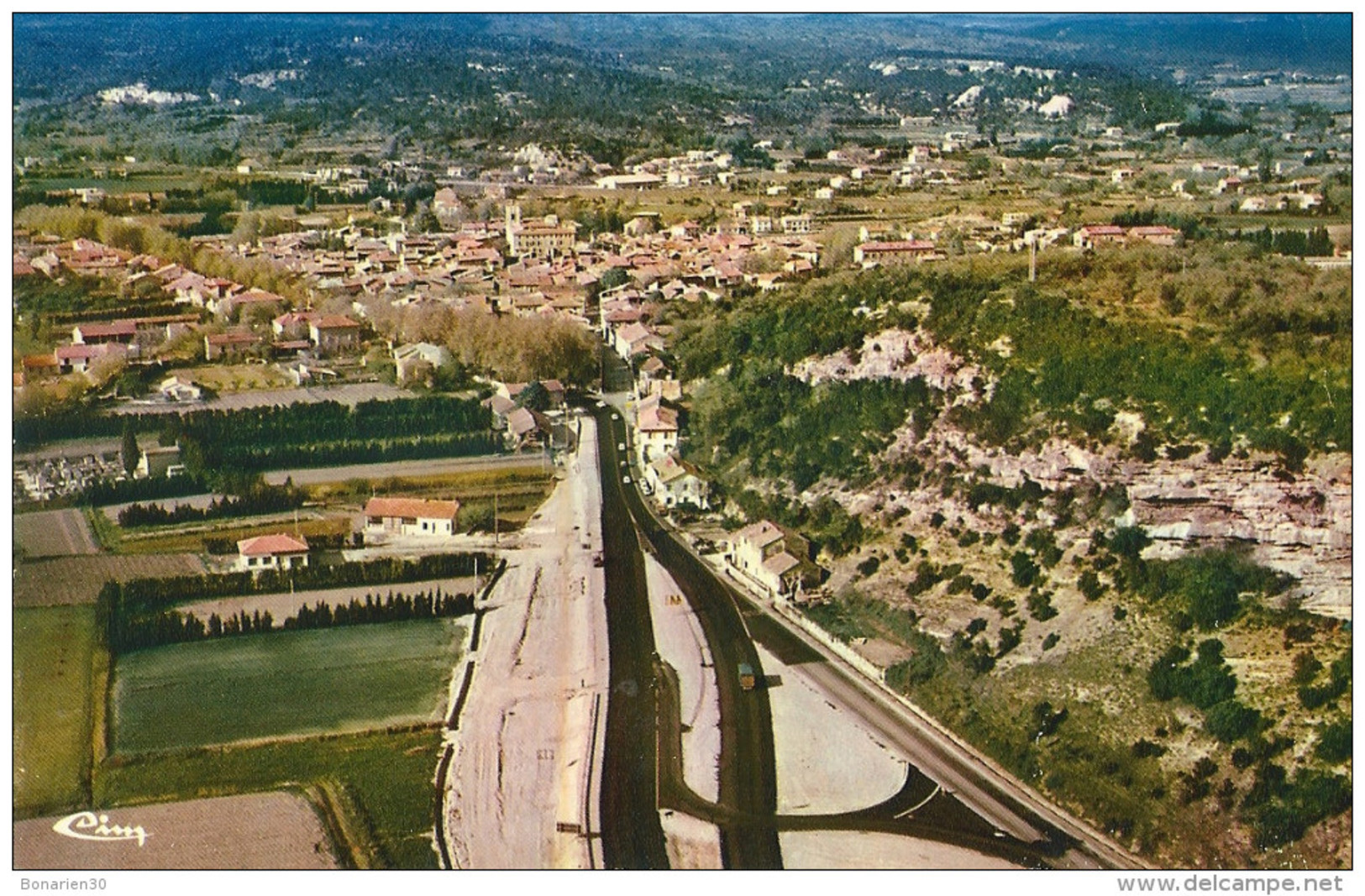 CPSM 84 PIOLENC  VUE AERIENNE L'AUTOROUTE RN 7 - Piolenc