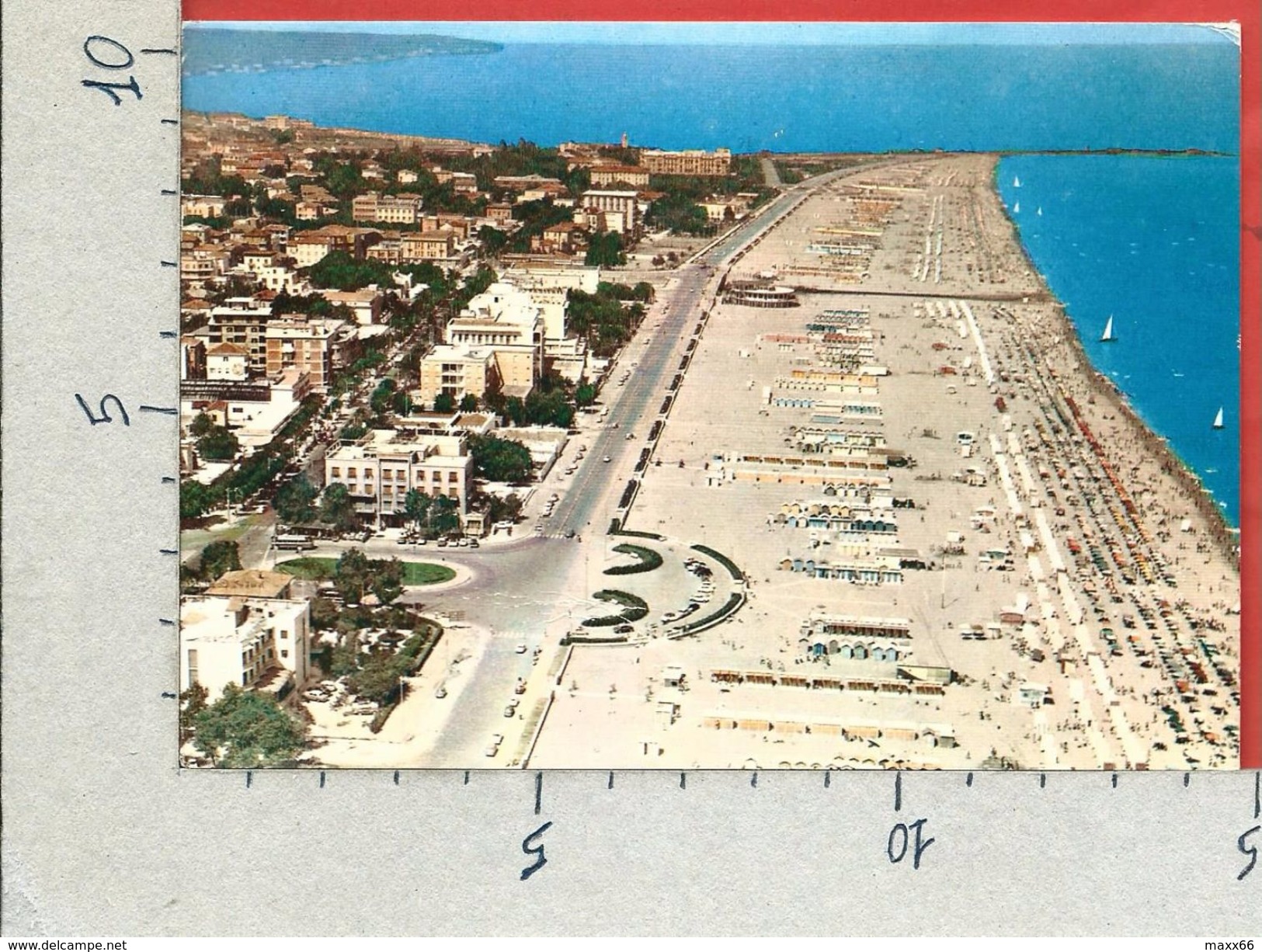 CARTOLINA VG ITALIA - RIMINI - La Grande Spiaggia Vista Dall'aereo - 10 X 15 - ANN. 1962 - Rimini