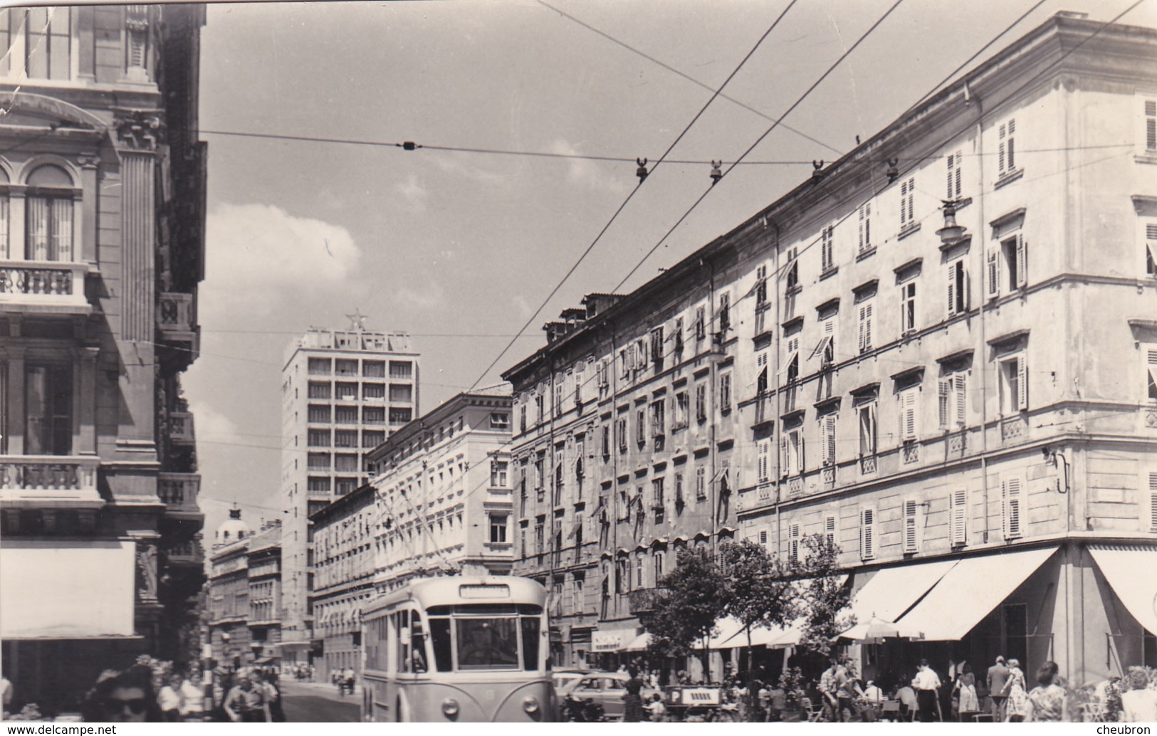 CROATIE. ZAGREB. IZDANJE " VJESNIK"  ANNÉES 60. ANIMATION. TRAMWAY - Croatia