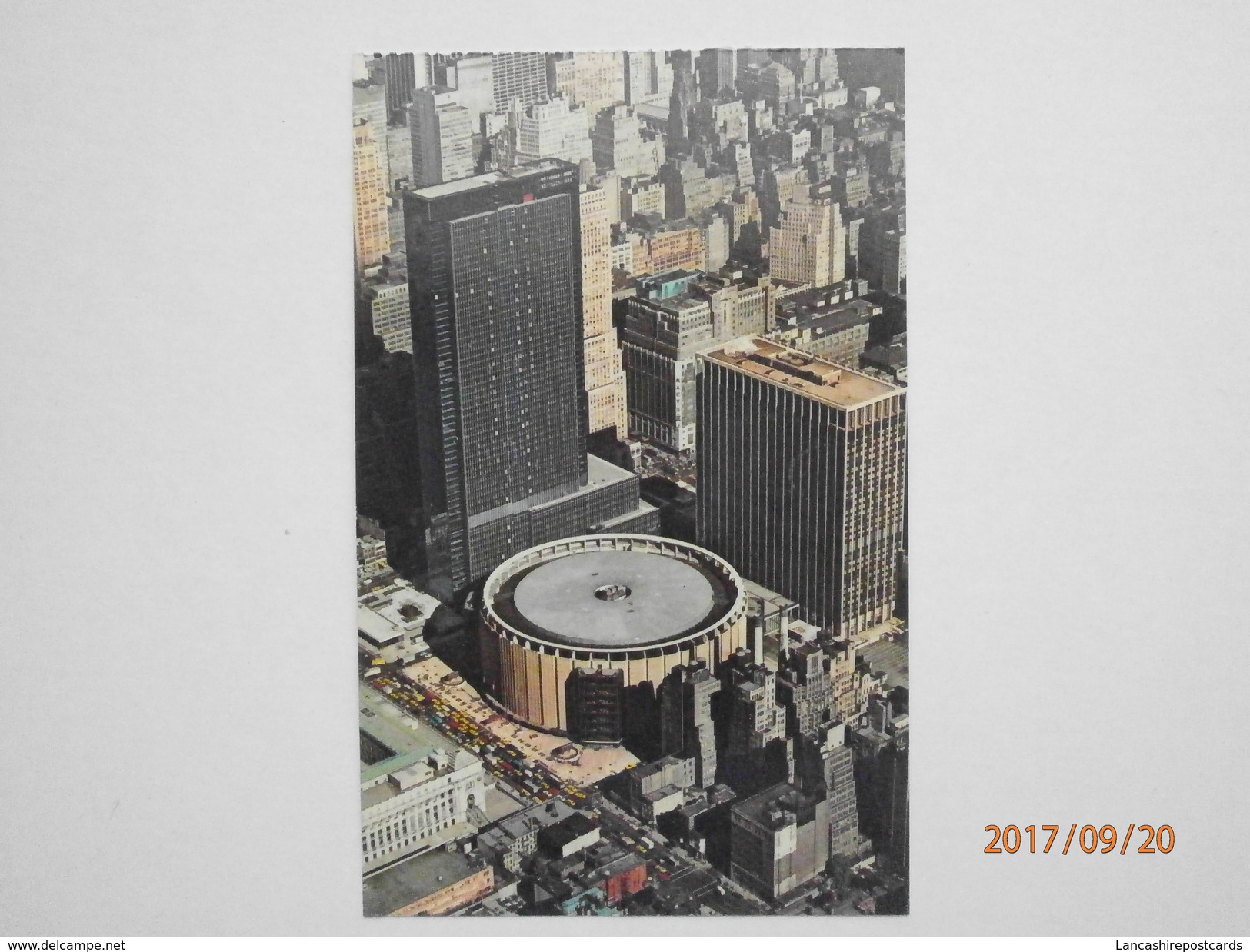 Postcard Madison Square Garden Sport Stadium New York City PU 1983 My Ref  B11671 - Stadia & Sportstructuren