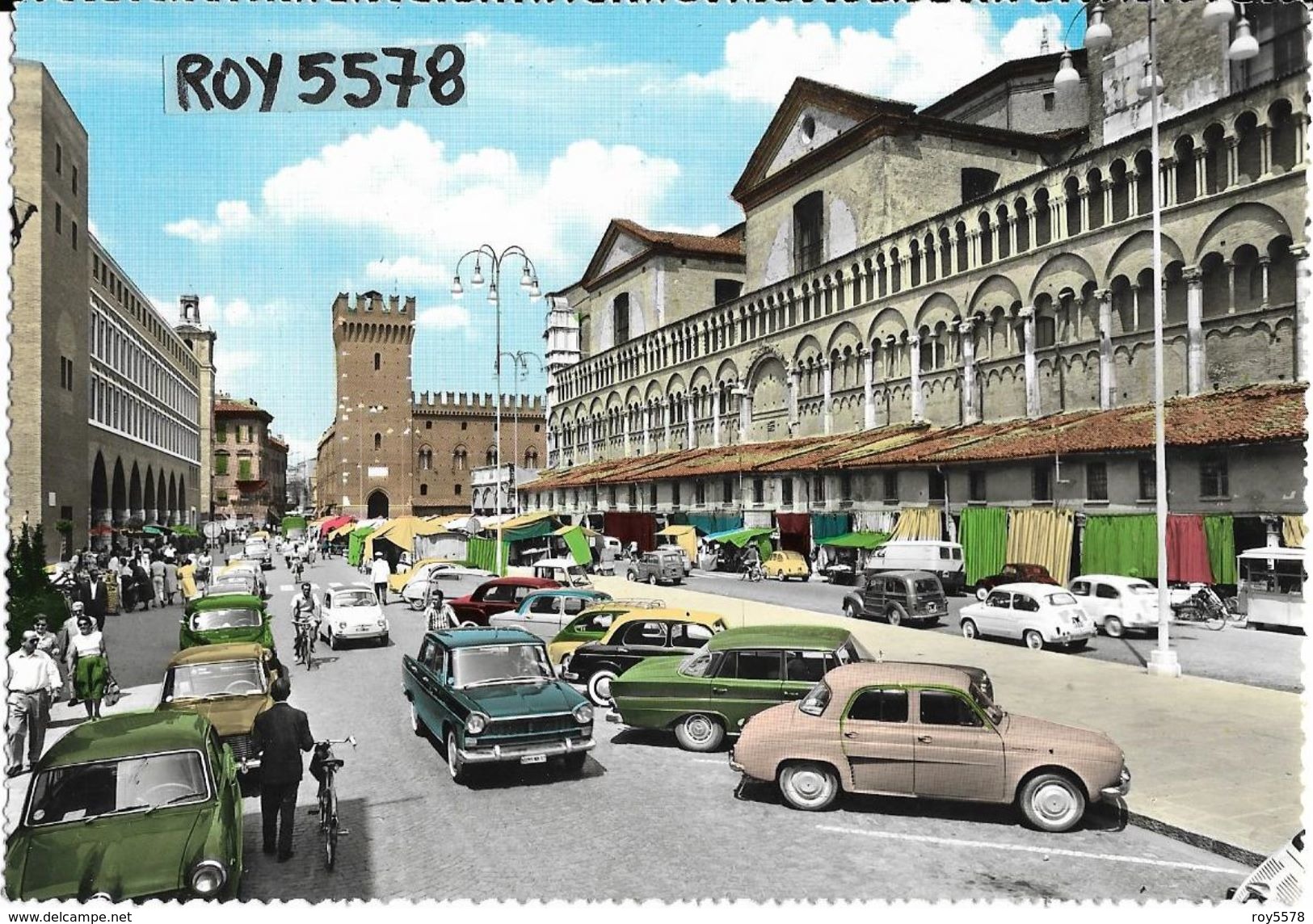 Emilia Romagna-ferrara Piazza Trento E Trieste Veduta Animatissima Diverse Auto D'epoca Anni 50 Fiat Mercato - Ferrara