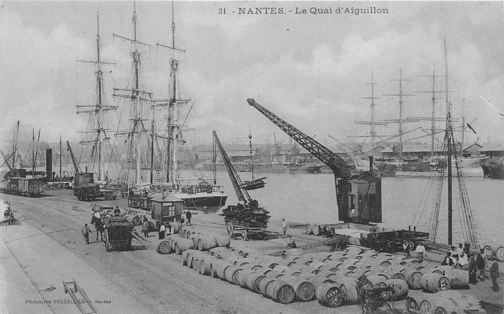 NANTES  - Le Quai De L'Aiguillon  (  Edts Vasselier -31 ) - Nantes