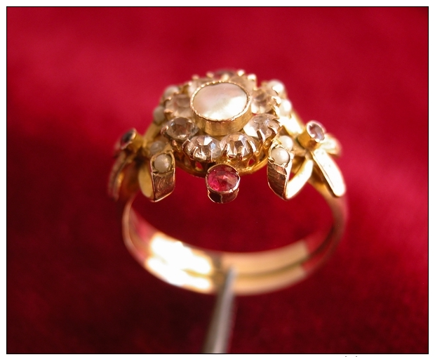 Anello Antico In Oro 7/9 Carati -  Antique Gold - Anelli