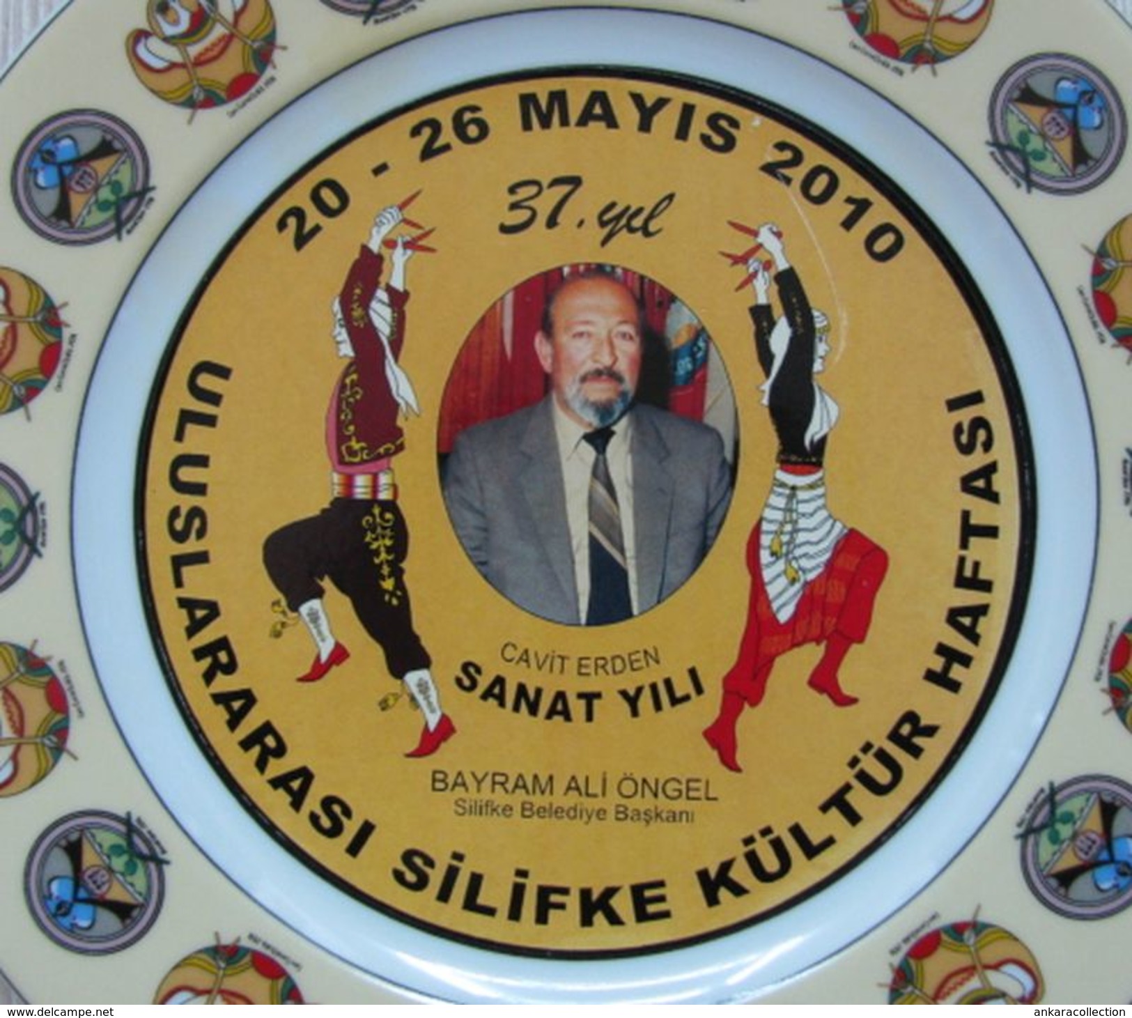 AC - 37th YEAR INTERNATIONAL SILIFKE CULTURE WEEK ART YEAR 20 - 26 MAY 2010 PORCELAIN PLATE FROM TURKEY - Autres & Non Classés