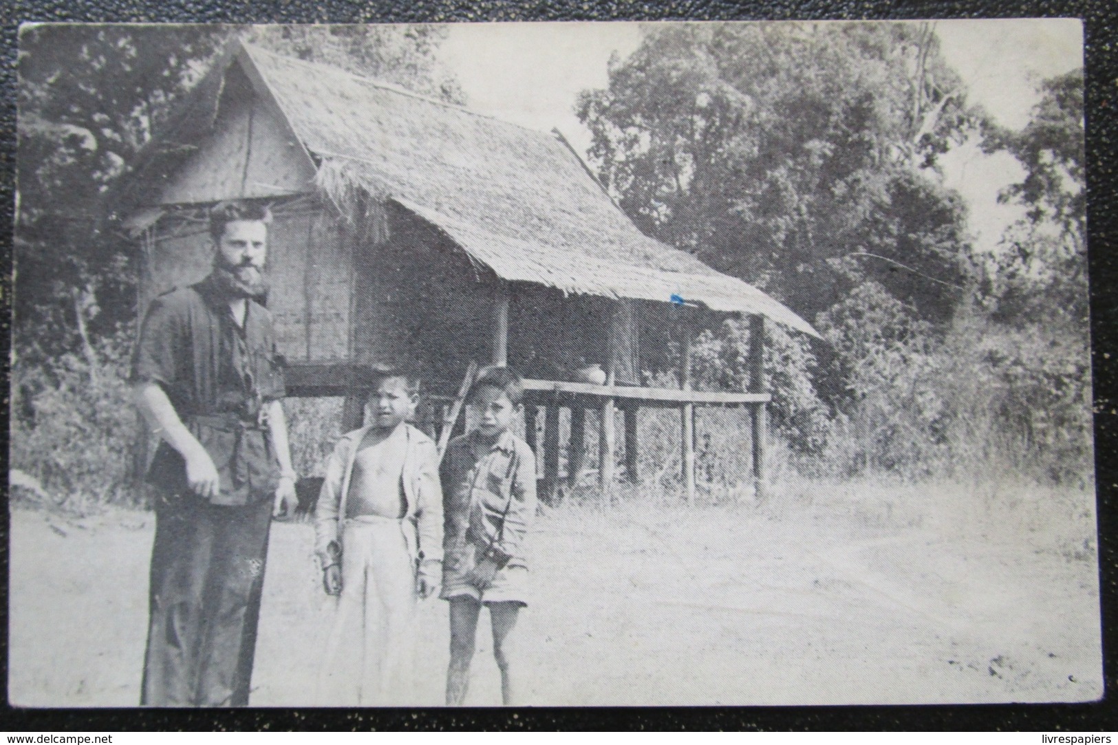 Laos Missionnaire Omi Cpsm 1958 - Laos