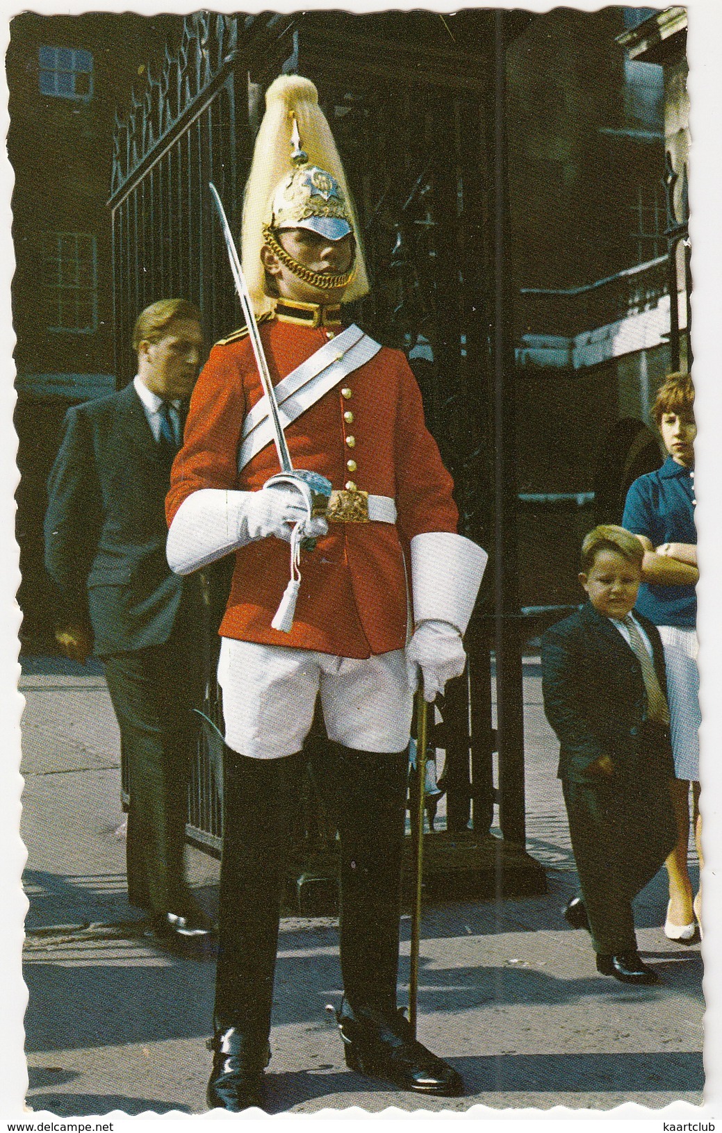 A Lifeguards Man On Duty, Whitehall, London - Un Cavalier De La Garde En Service - (U.K.) - Uniformes