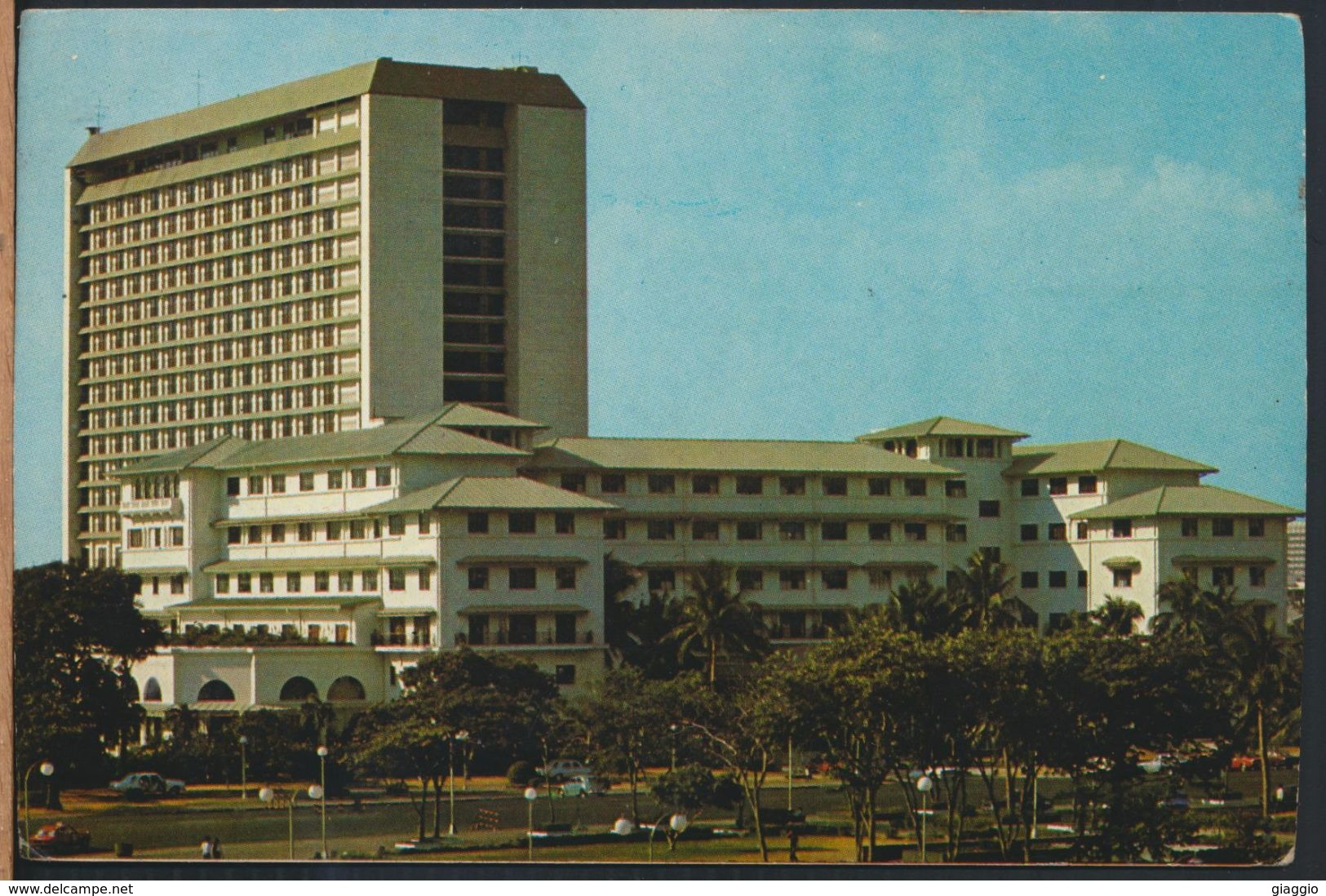 °°° 7992 - PHILIPPINES - THE MANILA HOTEL - 1981 With Stamps °°° - Filippine