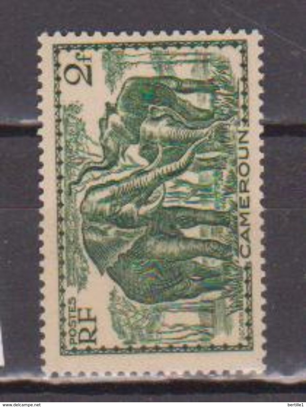 CAMEROUN       N° YVERT  :   185   NEUF AVEC  CHARNIERES      ( 1012  ) - Unused Stamps