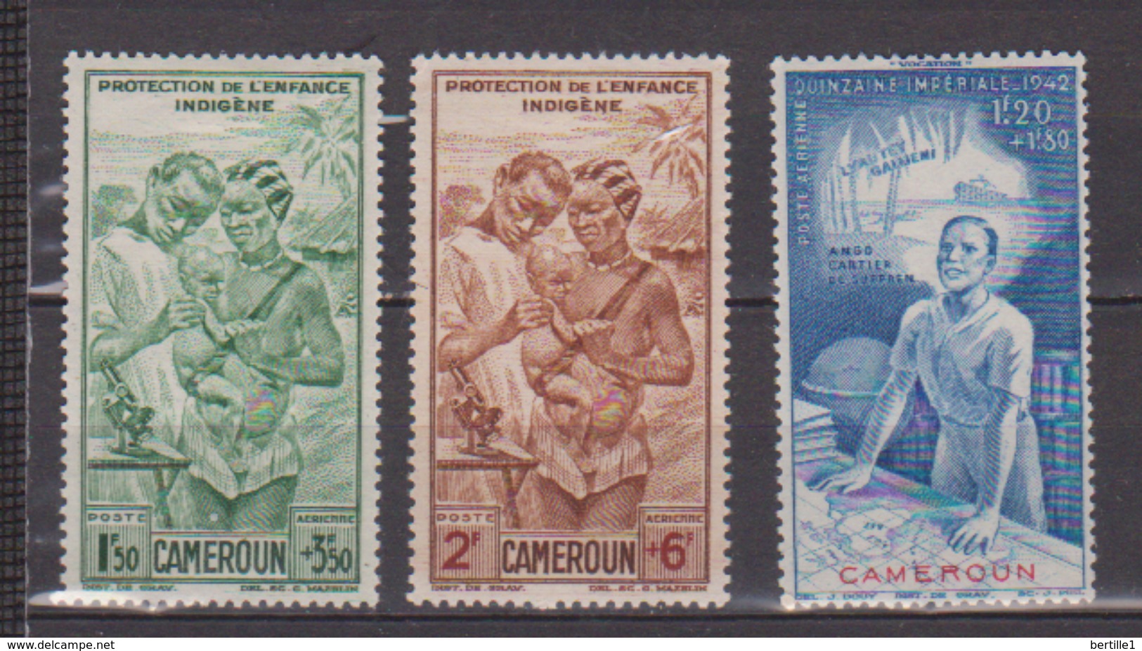 CAMEROUN       N° YVERT  :   PA  19/21     NEUF AVEC  CHARNIERES      ( 1037    ) - Airmail