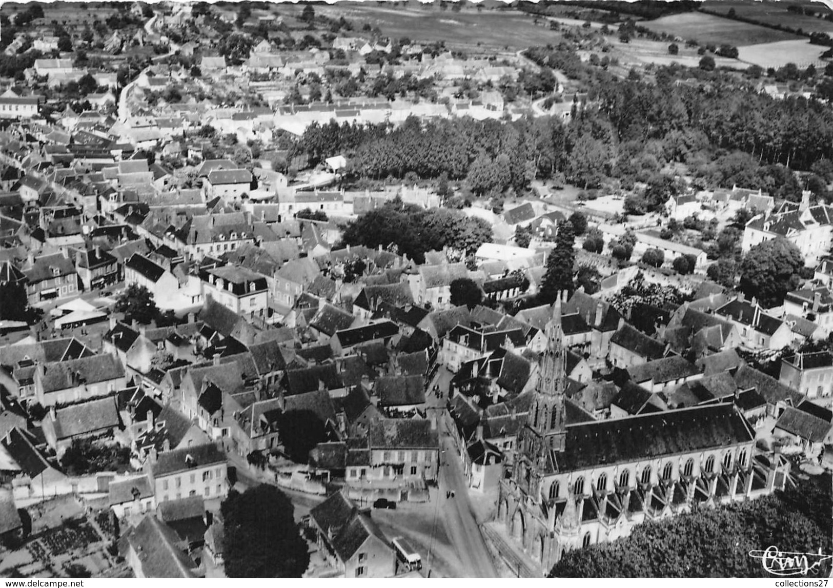 18-GRACAY- VUE GENERALE AERIENNE - Graçay