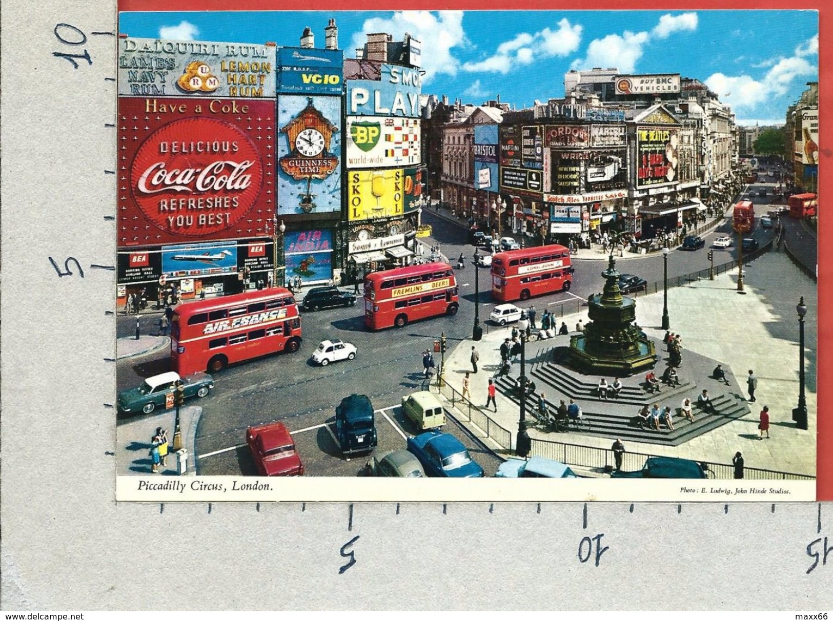 CARTOLINA NV REGNO UNITO - LONDON - Piccadilly Circus - 10 X 15 - Piccadilly Circus