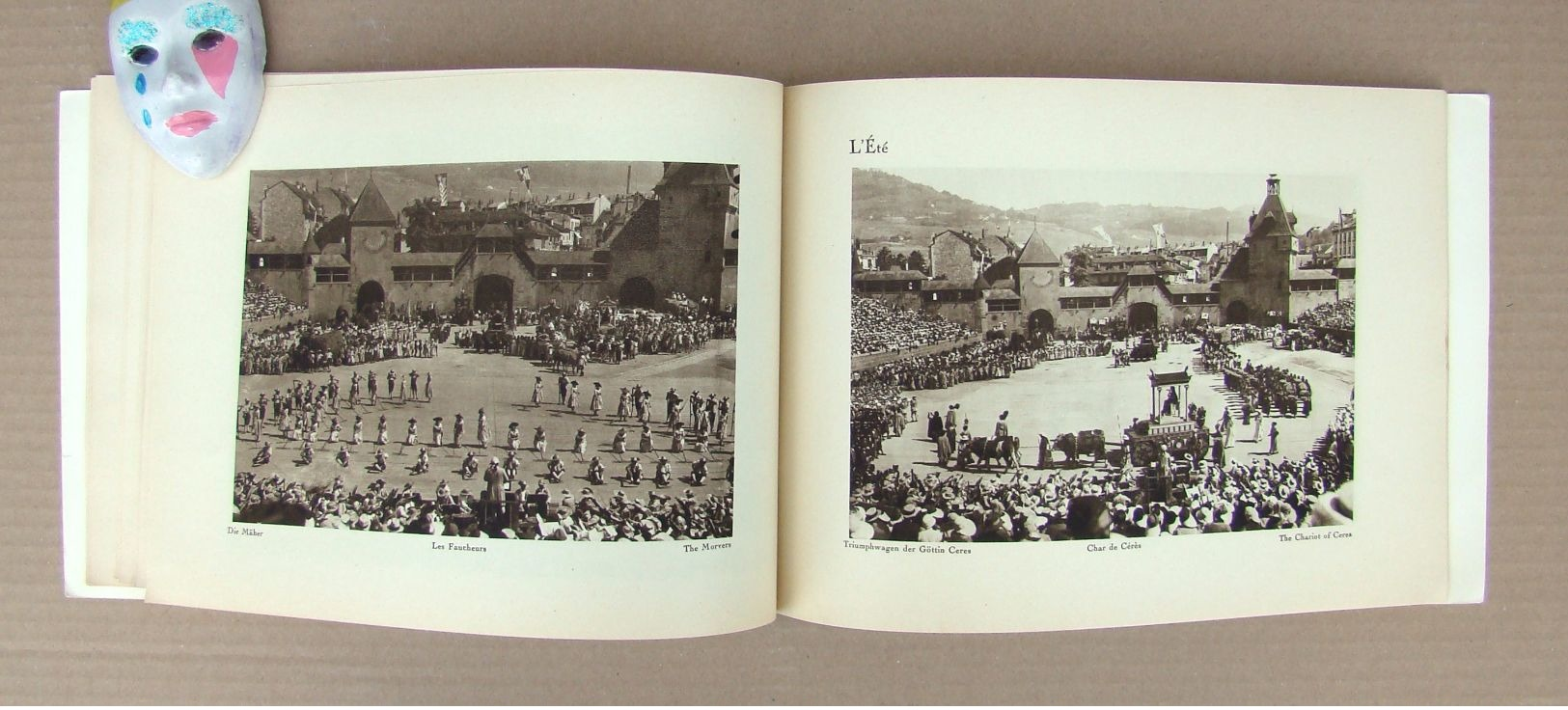 Fête des Vignerons Vevey 1927 - Album des Photographies Officielles - Mrs. de JONGH et PERROCHET