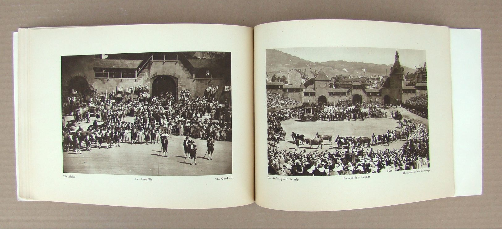 Fête des Vignerons Vevey 1927 - Album des Photographies Officielles - Mrs. de JONGH et PERROCHET