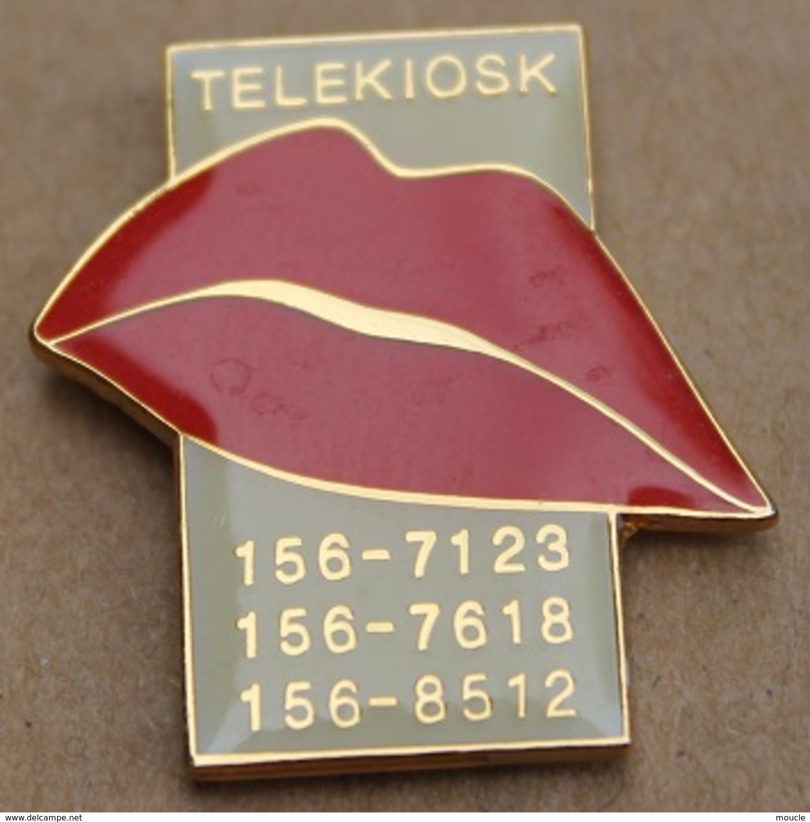 TELEKIOSK - BOUCHE PULPEUSE - ROUGE A LEVRE - 156 7123 / 156 7618 / 156 8512  -      (8) - Pin-ups