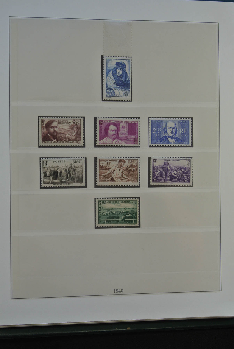 Frankreich: 1903/1944: Fantastic, mostly MNH and mint hinged collection France 1903-1944 in Lindner