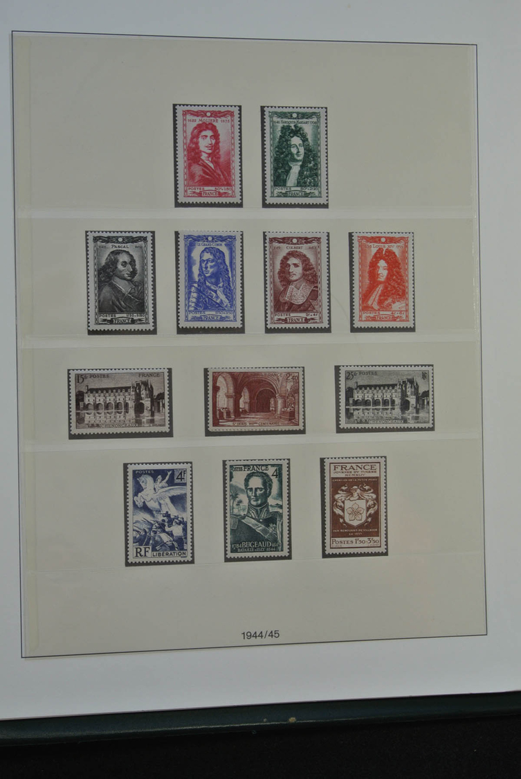 Frankreich: 1903/1944: Fantastic, mostly MNH and mint hinged collection France 1903-1944 in Lindner