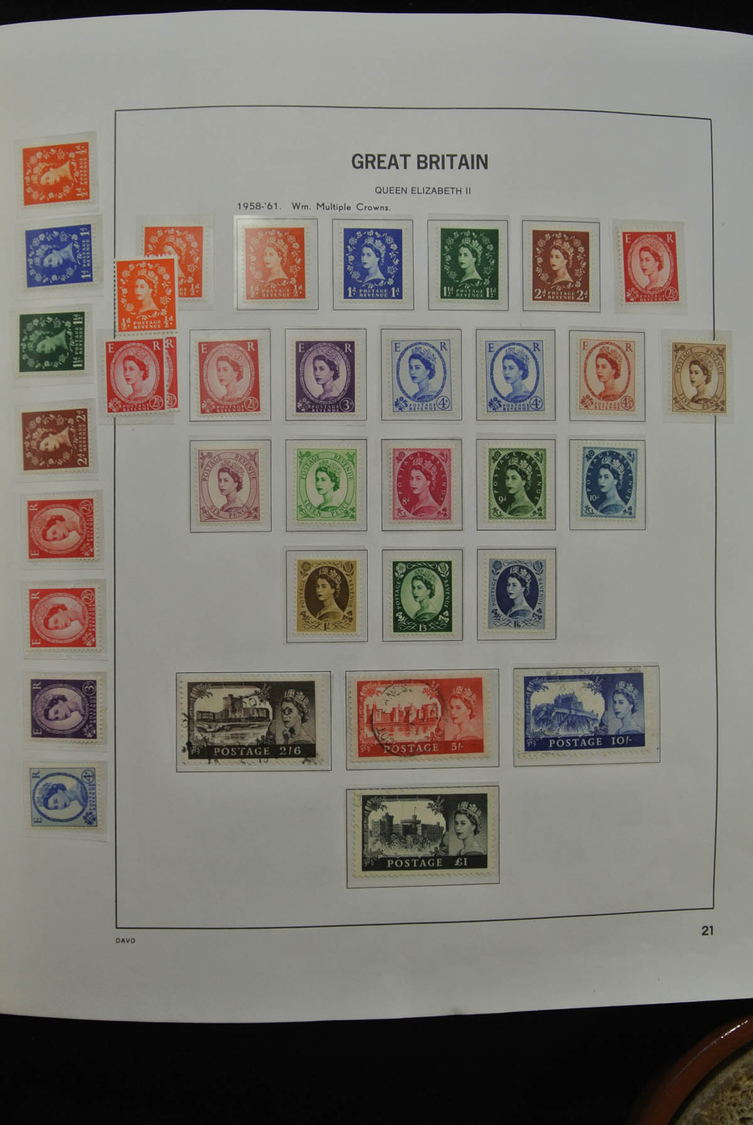 Großbritannien: 1840/2009: Beautiful, MNH, mint hinged and used collection Great Britain 1840-2009 i