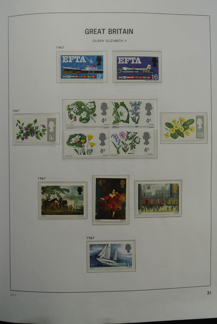 Großbritannien: 1840/2009: Beautiful, MNH, mint hinged and used collection Great Britain 1840-2009 i