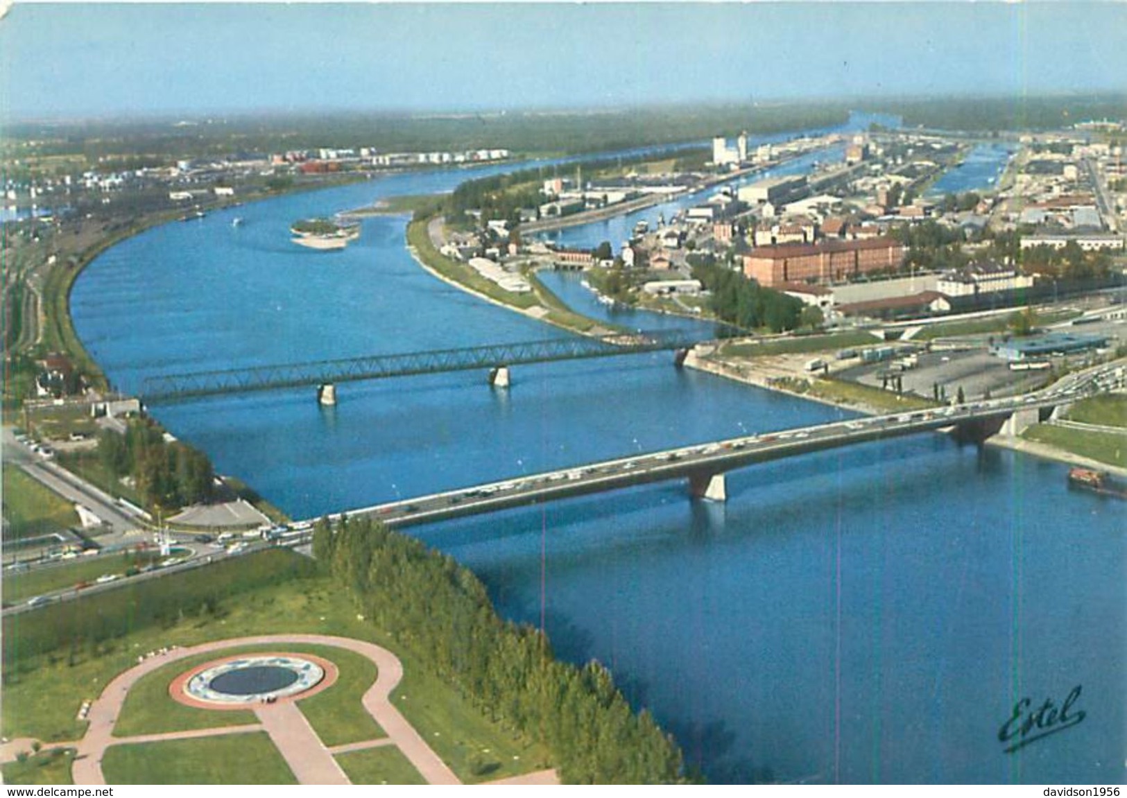 Cpsm -    Strasbourg - Le Pont De L 'Europe ,vue Aérienne Pilote Et Opérateur R Henrard    V947 - Strasbourg