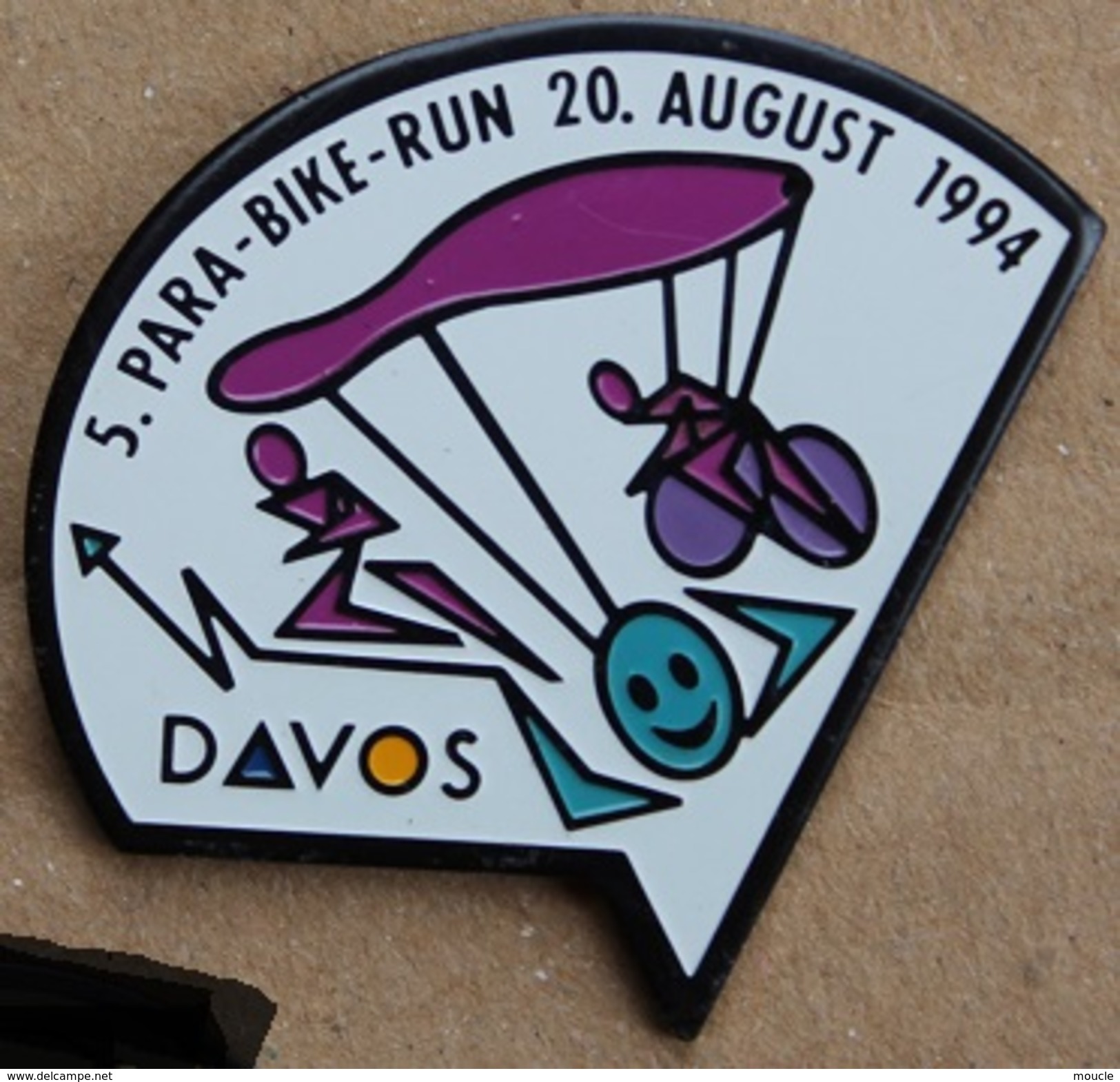 DAVOS - SUISSE - SCHWEIZ - SWITZERLAND - 5.PARA-BIKE-RUN 20 AUGUST 1994 - COURSE - VELO - CANTON DES GRISONS -   (ROUGE) - Winter Sports