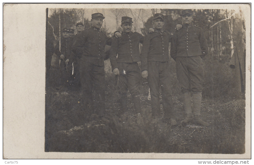 Carte-Photo - Militaria - Militaires Du 32ème Régiment D'Infanterie - Reggimenti