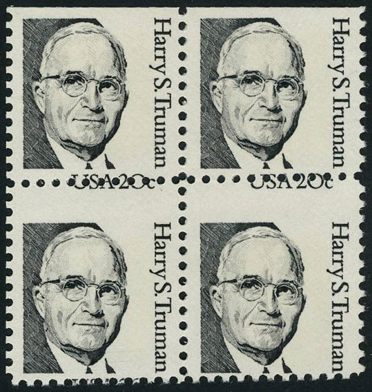 Neuf Sans Charnière N° 1514, 2c Harry Truman, Bloc De 4, Bdf Supérieur, Variété De Piquage à Cheval Hor. T.B. - Sonstige & Ohne Zuordnung