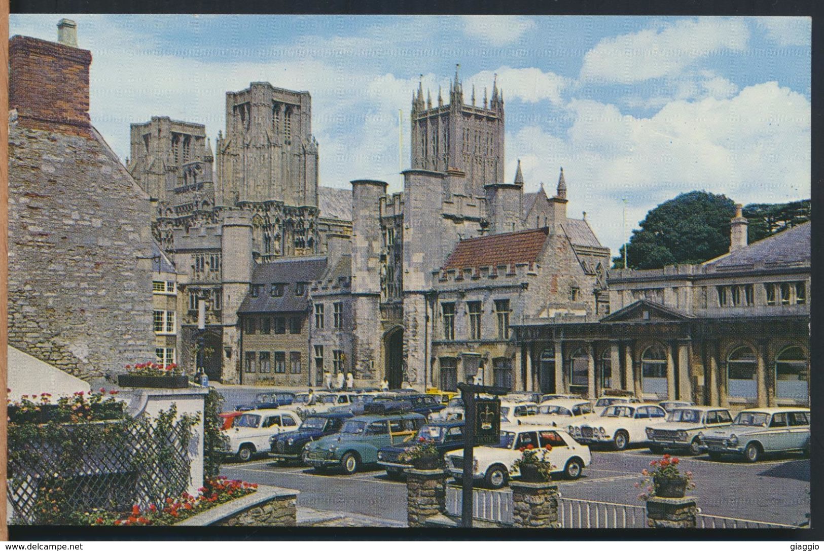 °°° 8296 - UK - WELLS - CATHEDRAL AND MARKET PLACE °°° - Wells