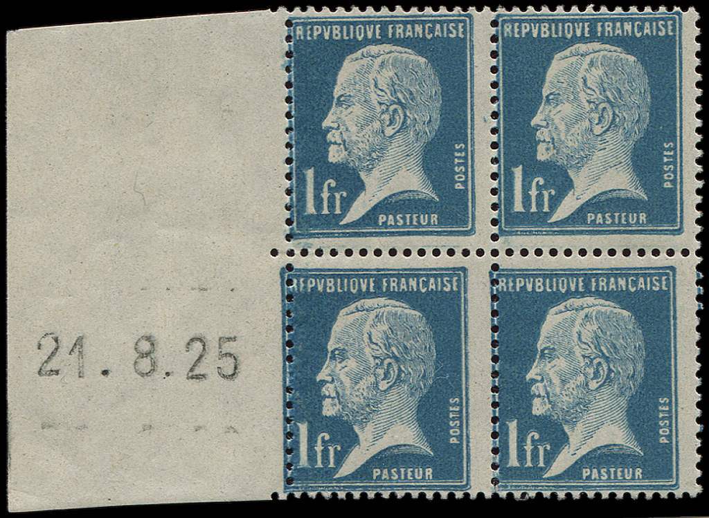 ** EMISSIONS DU XXème SIECLE - **   179   Pasteur,  1f. Bleu, BLOC De 4, Grand Bdf Gauche Daté 21/8/25, TB - Neufs