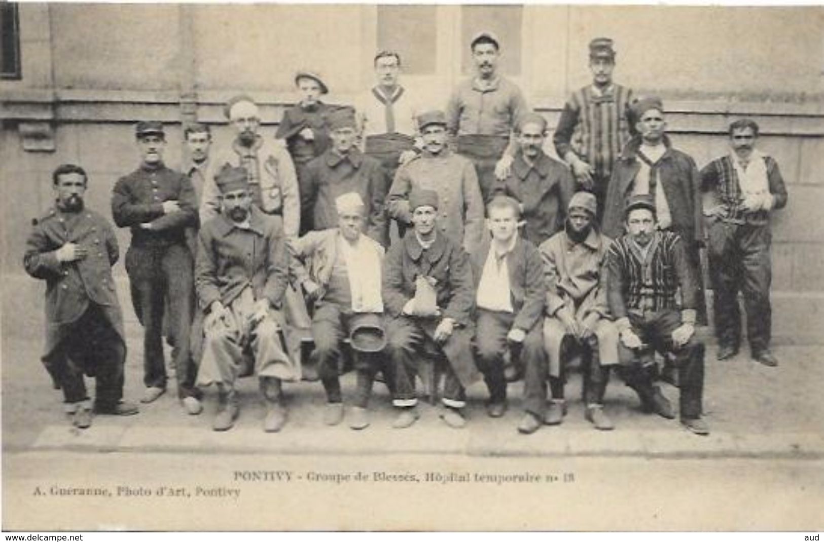 PONTIVY, Hôpital Temporaire N°18, Groupe De Blessés, RARE - Pontivy