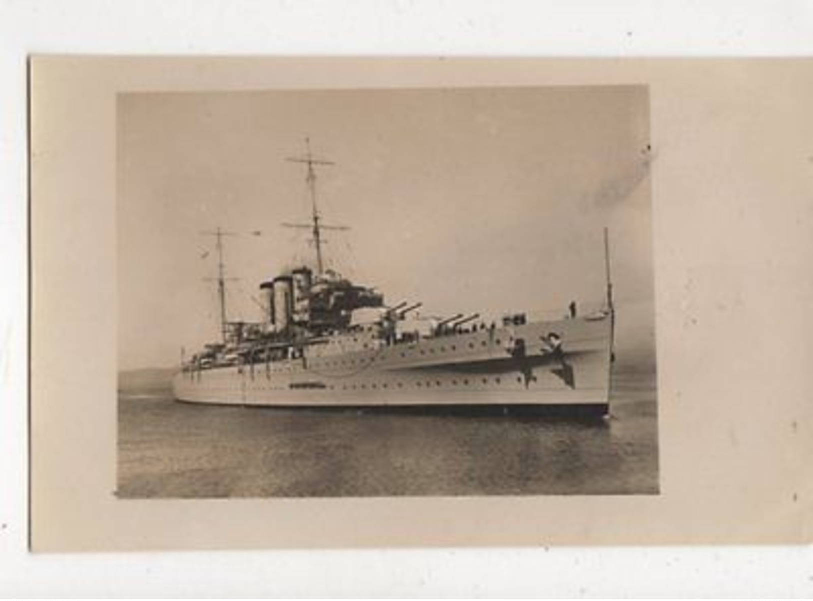 Warship Vintage RP Postcard 483a - Guerre