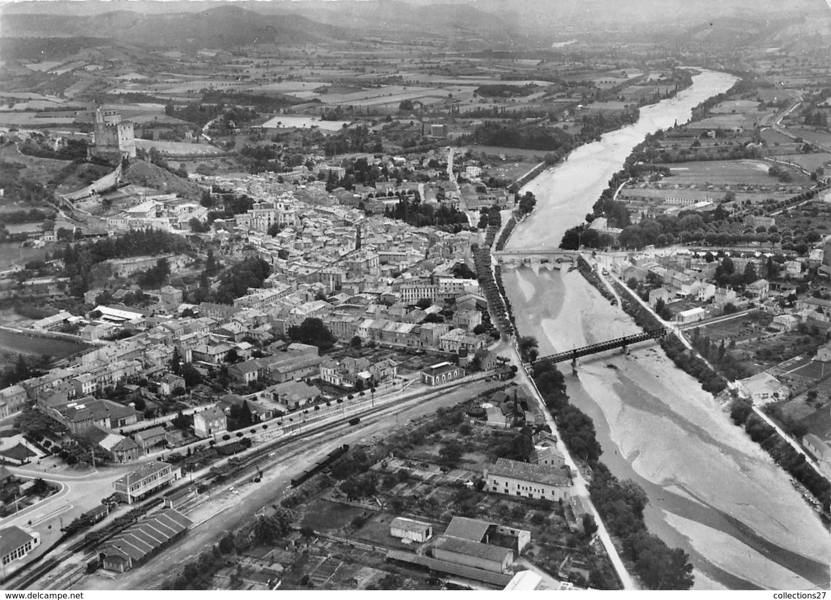 26-CREST-VUE AERIENNE GENERALE - Crest