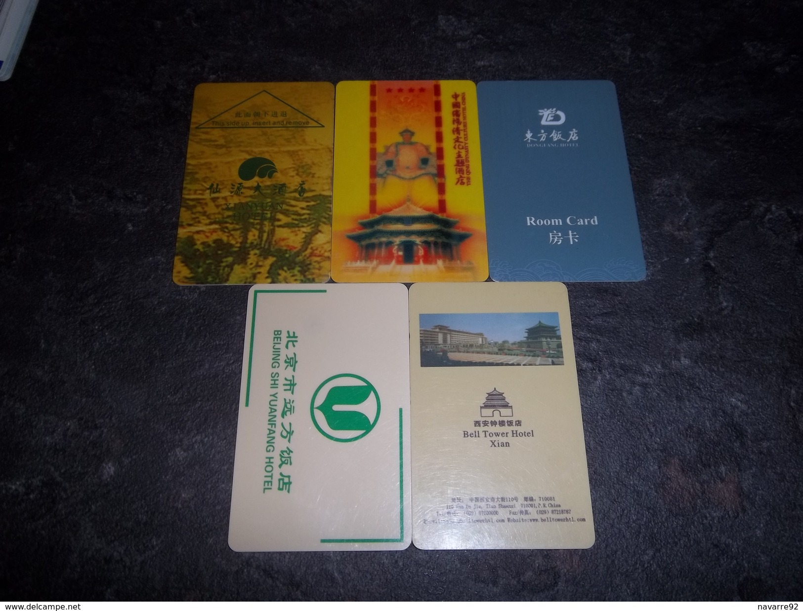 JOLI LOT 5 CLES D'HOTEL A PUCE CHINE T.B.E !!! - Hotel Key Cards