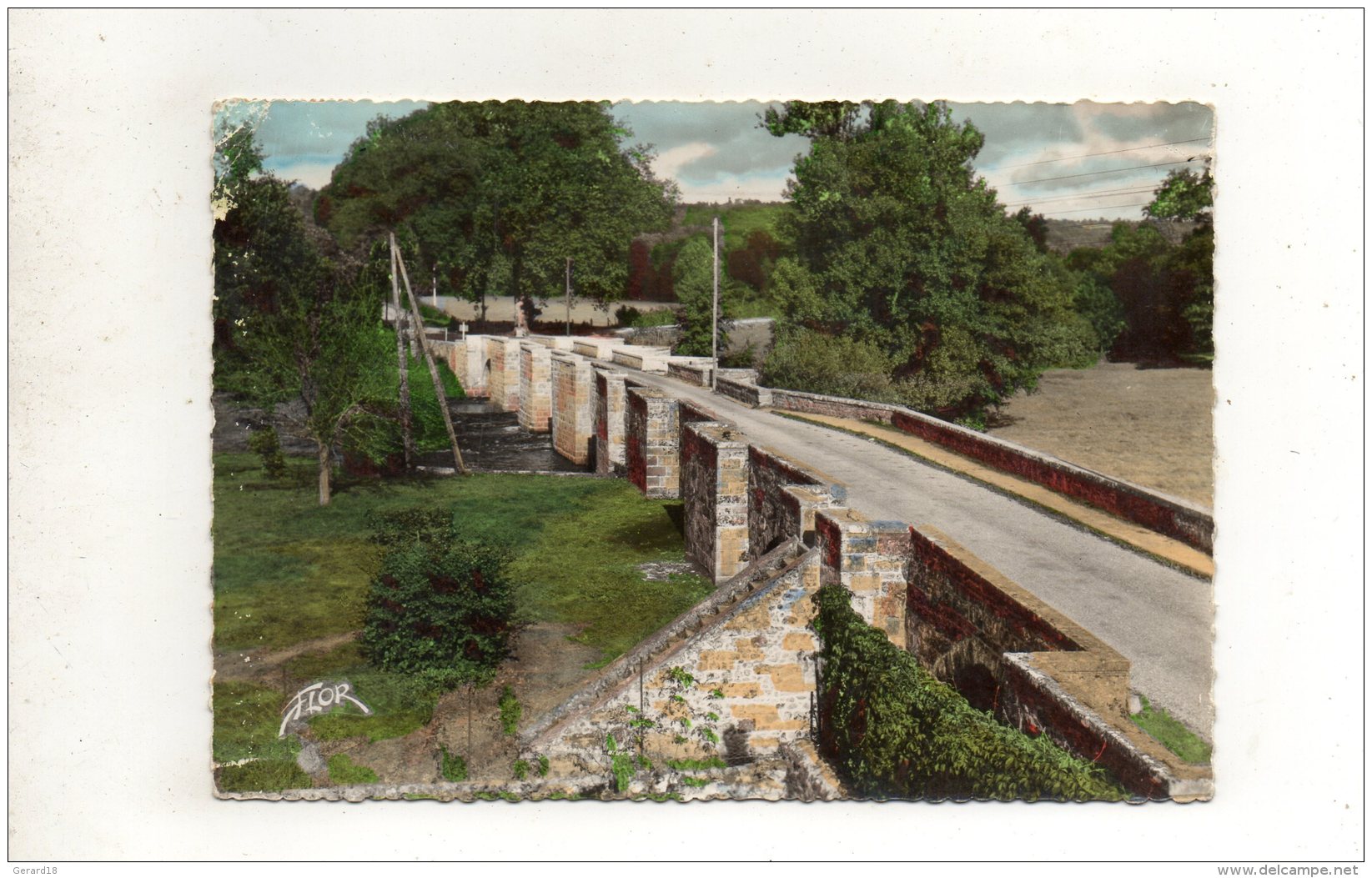 (23) MOUTIER-D'AHUN - Le Pont Romain 1962 - Moutier D'Ahun