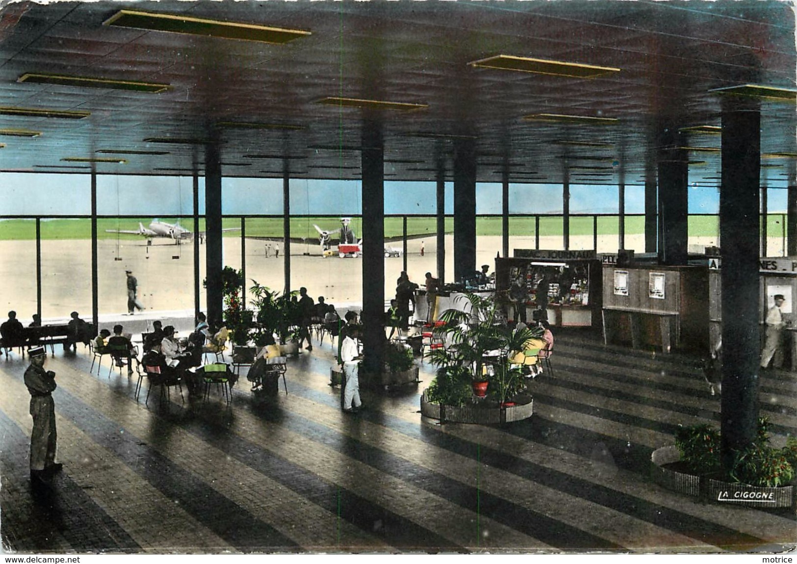 BRON - L'aérogare, Intérieur Du Hall. - Aerodrome