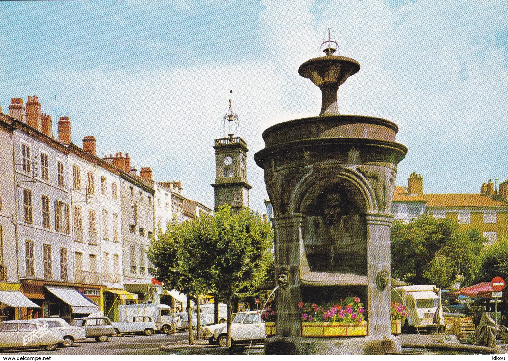 ISSOIRE - Place De La République - - Issoire