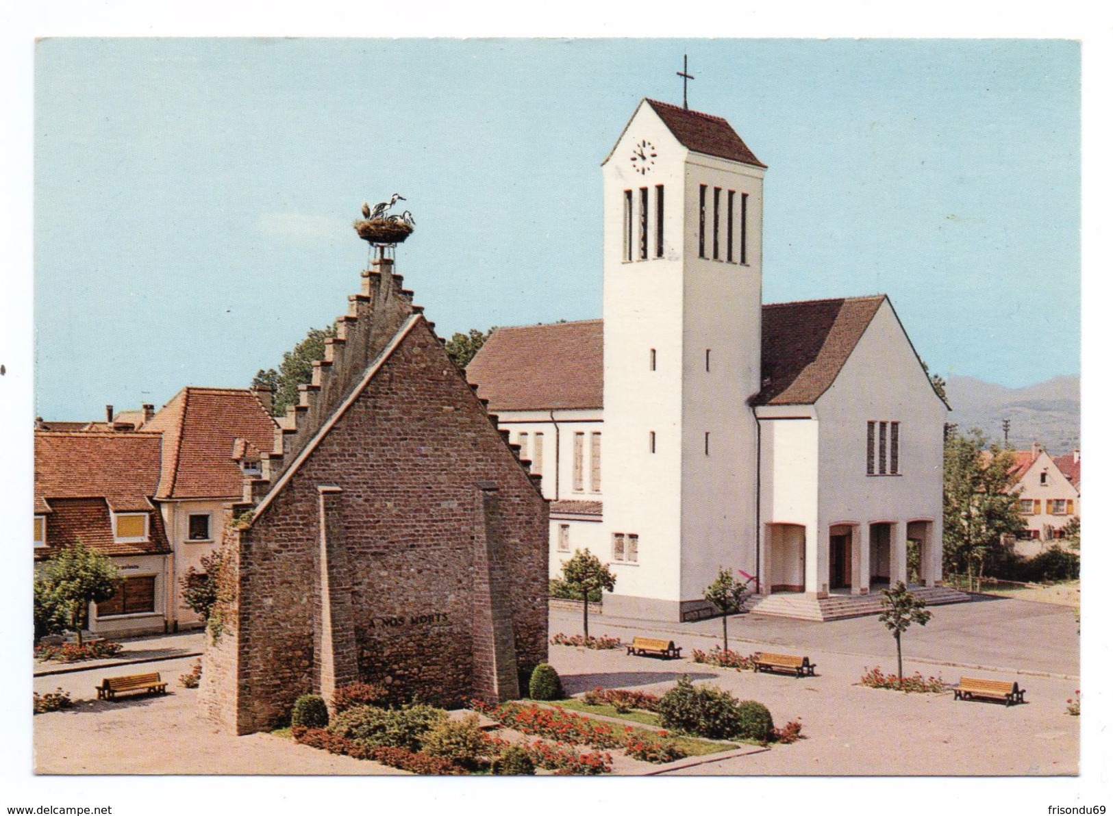 Ostheim ( Alsace ) . Nid De Cigognes Et église Catholique . - Autres & Non Classés